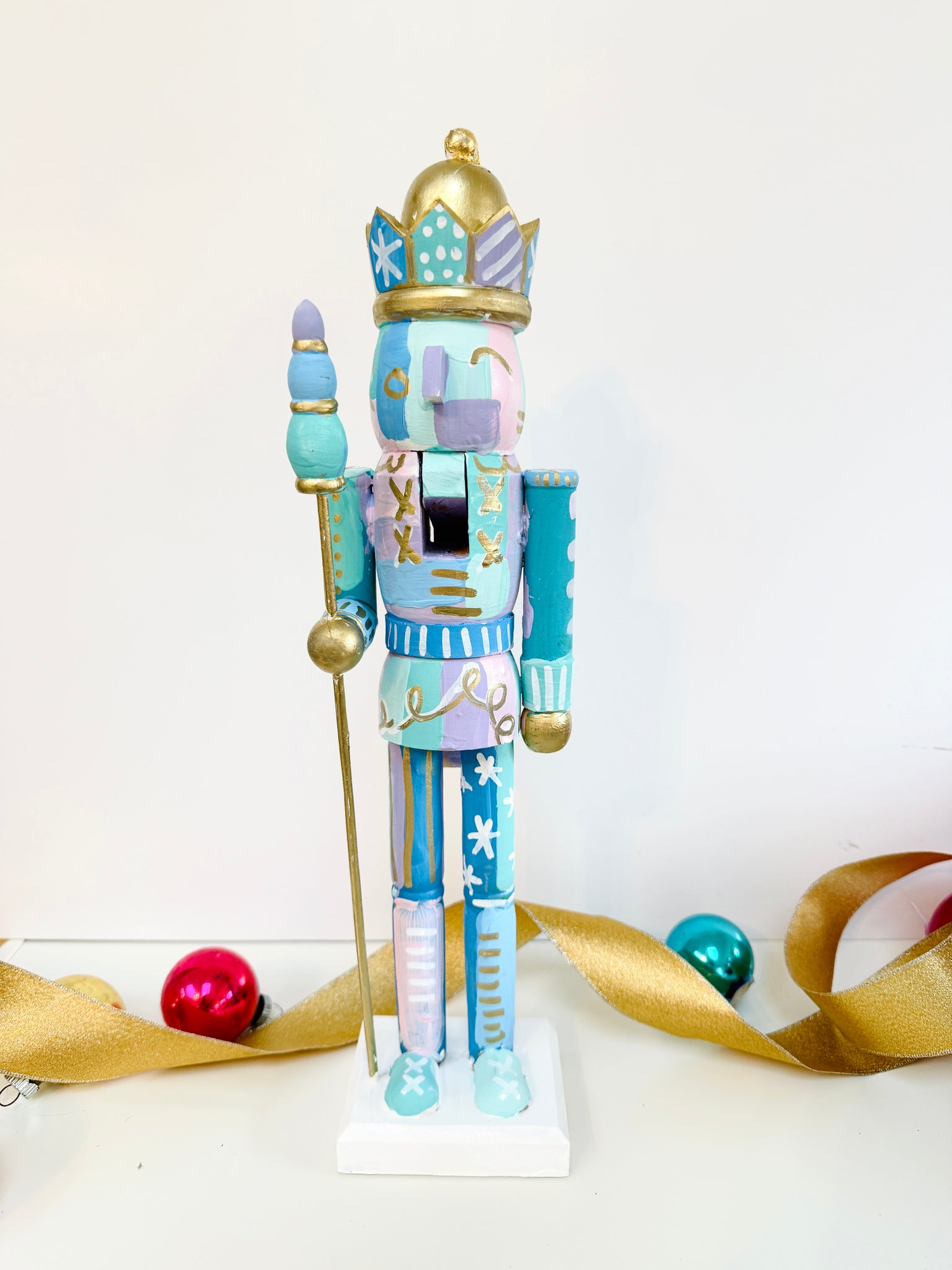 Large Nutcracker -Frosty