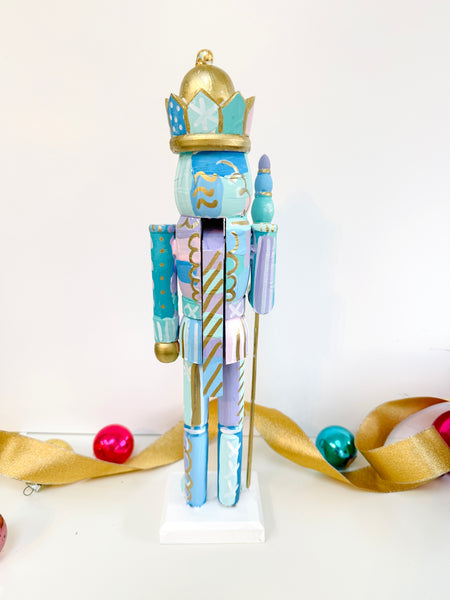 Large Nutcracker -Frosty