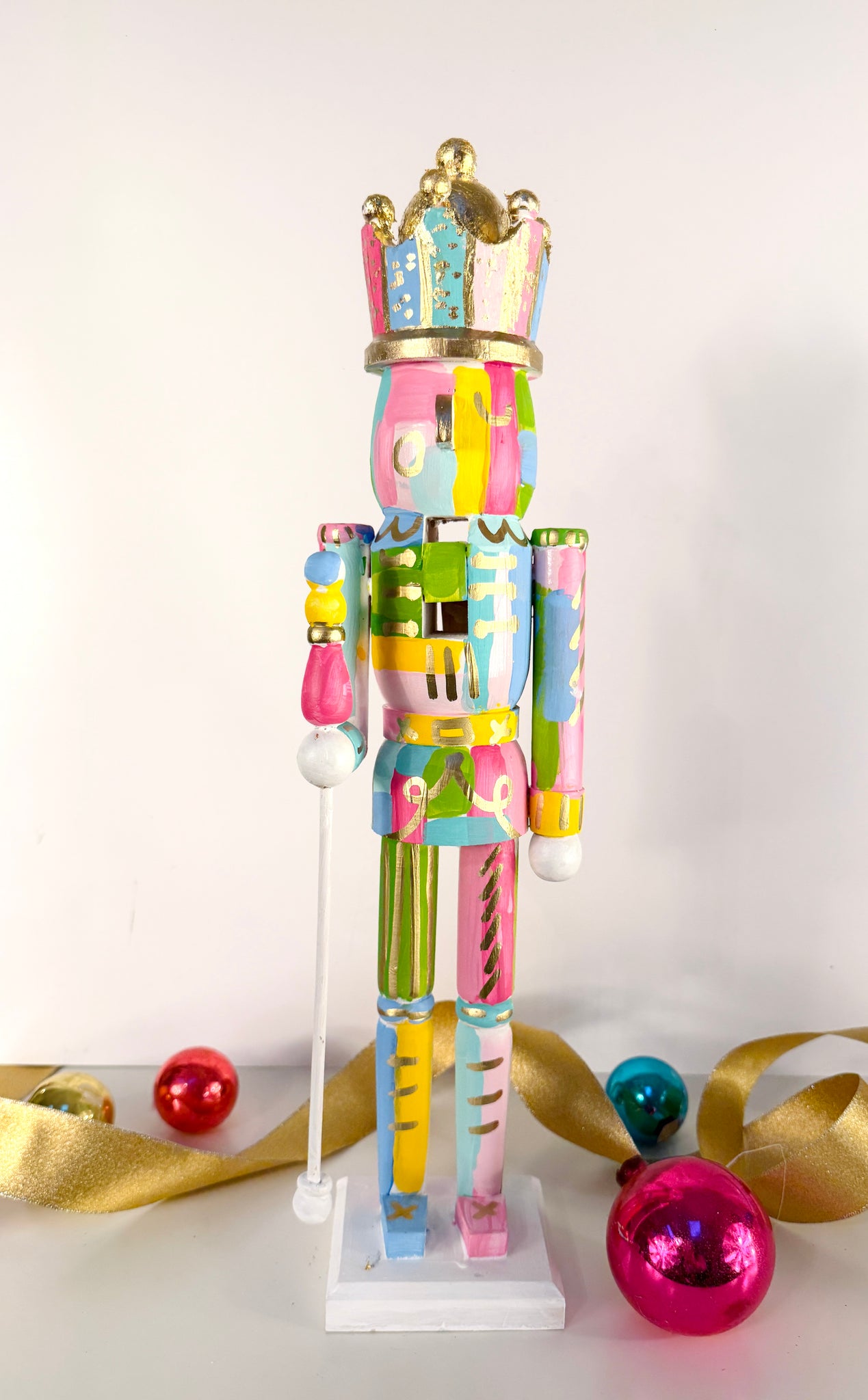 XL Nutcracker - Merry